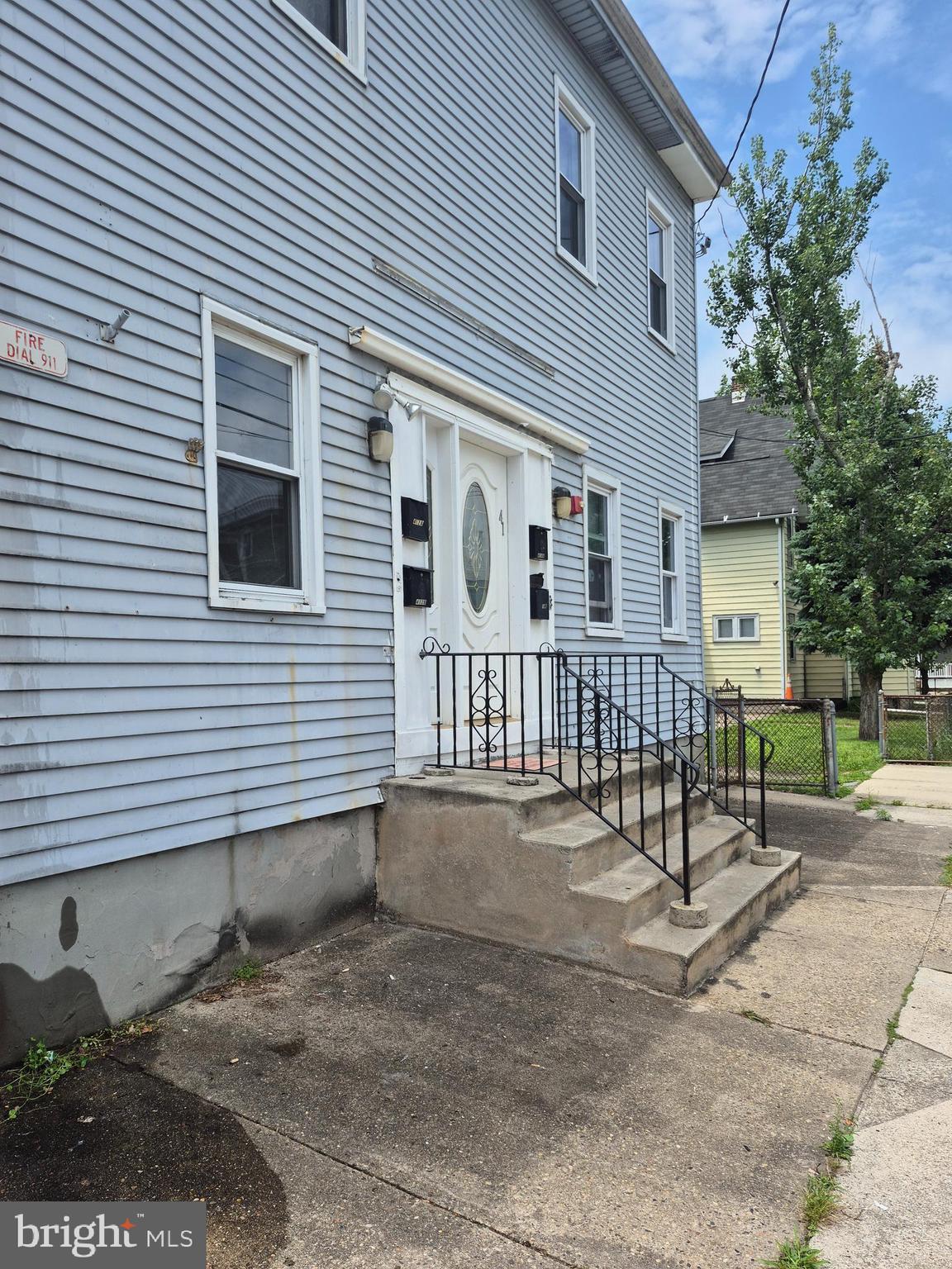 414 POWELL STREET 1
