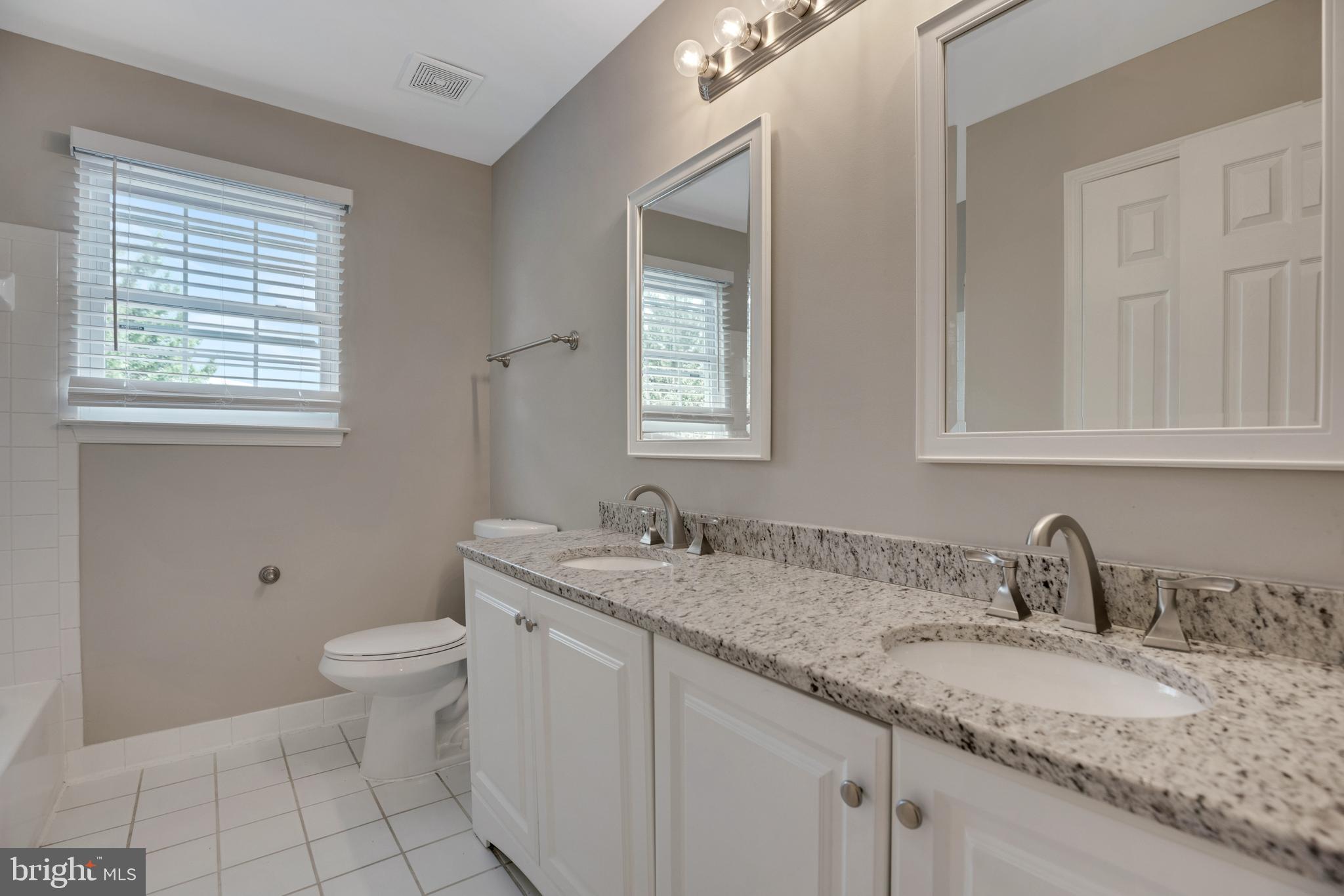 PERRYWOOD - Residential