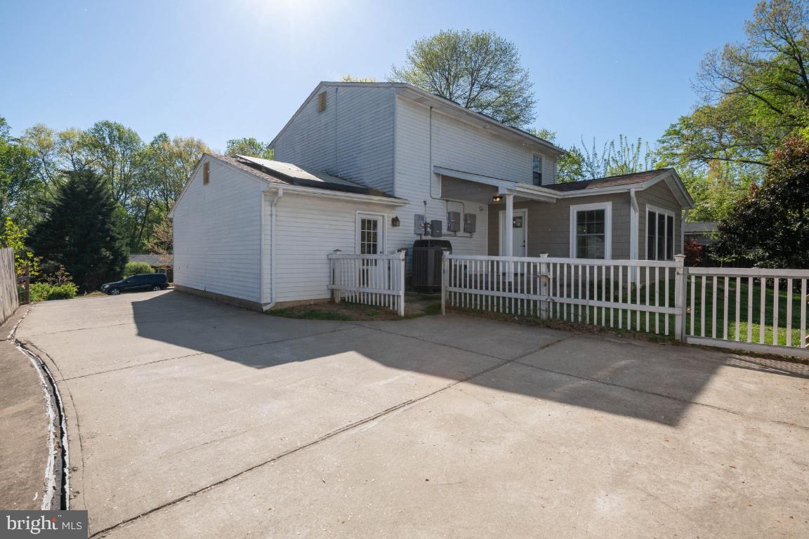 HICKORY RIDGE - Residential