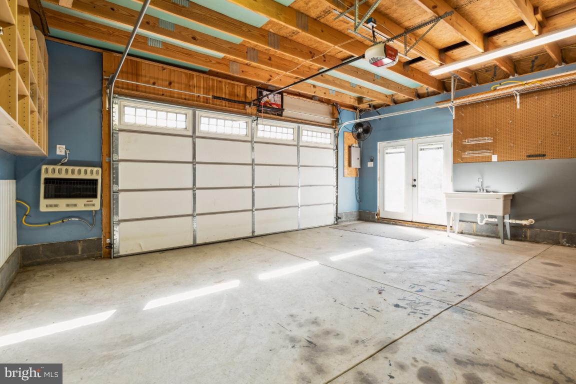 HICKORY RIDGE - Residential