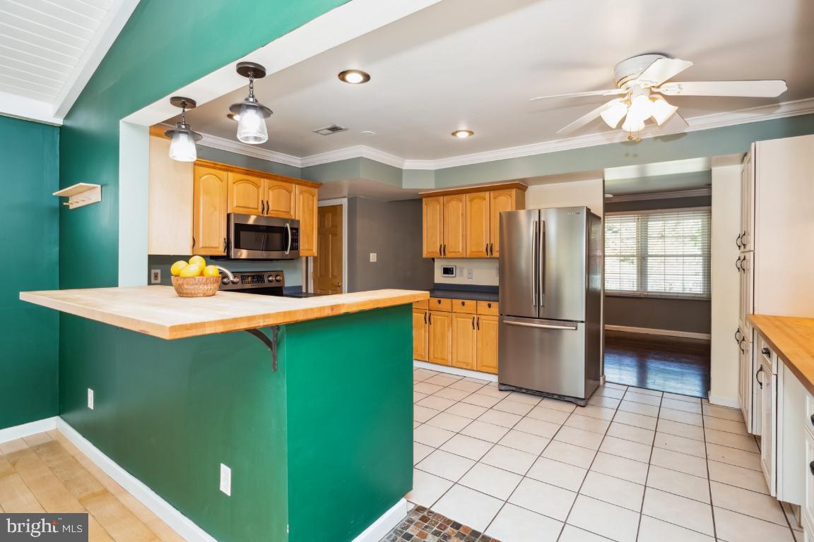 HICKORY RIDGE - Residential