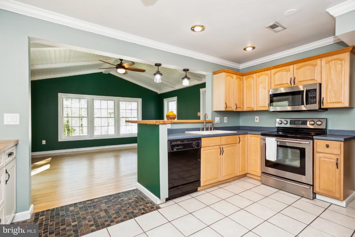 HICKORY RIDGE - Residential