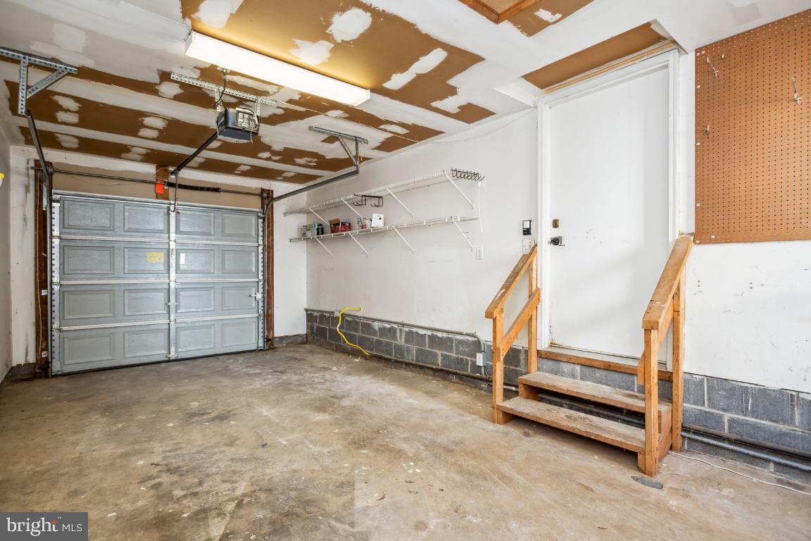 HICKORY RIDGE - Residential