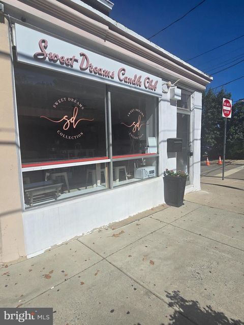 Photo of 5925 Ridge Avenue #1FL FRONT, PHILADELPHIA, PA 19128 (MLS # PAPH2559992)