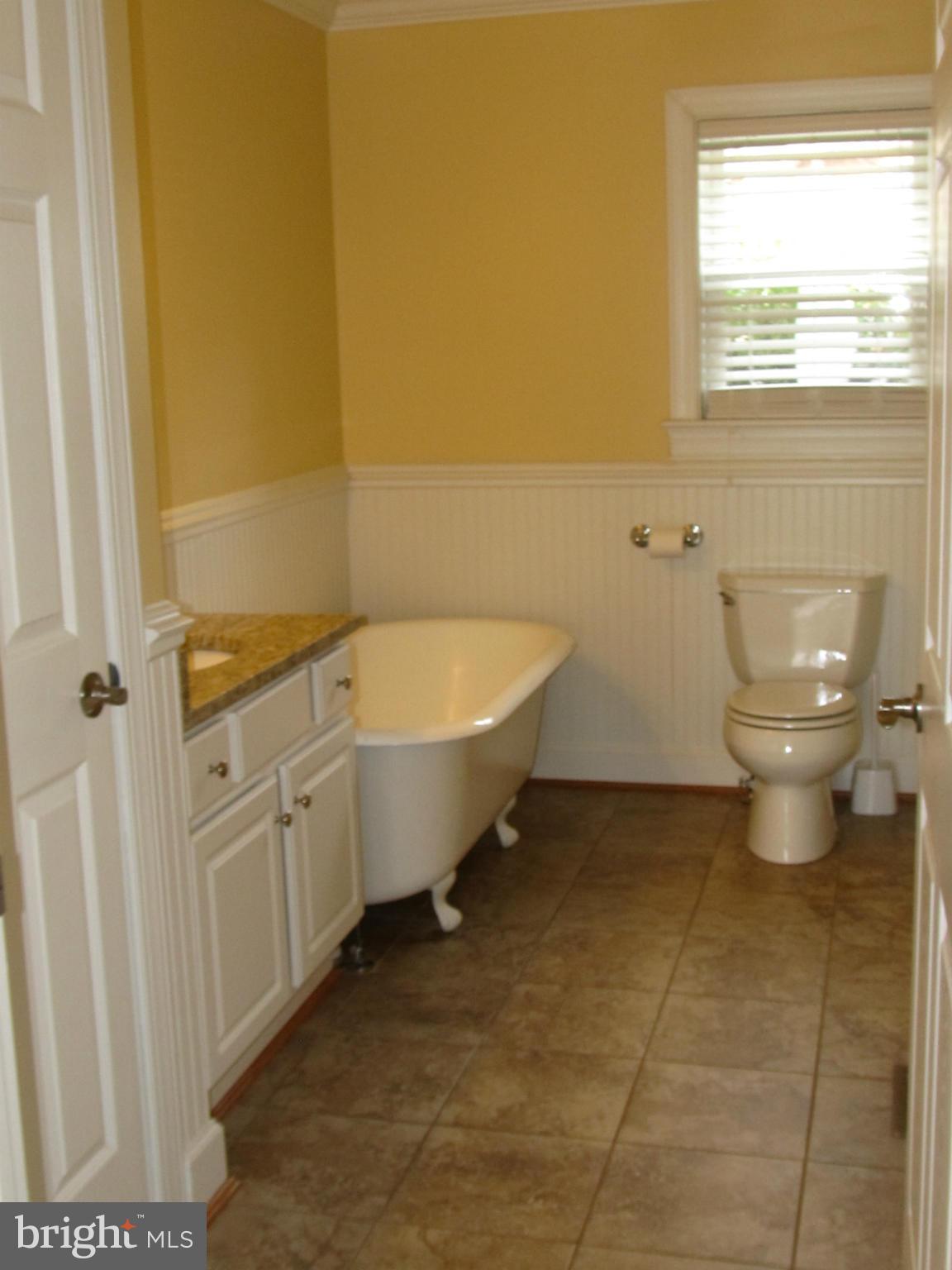 HERALD HARBOR - Residential Lease