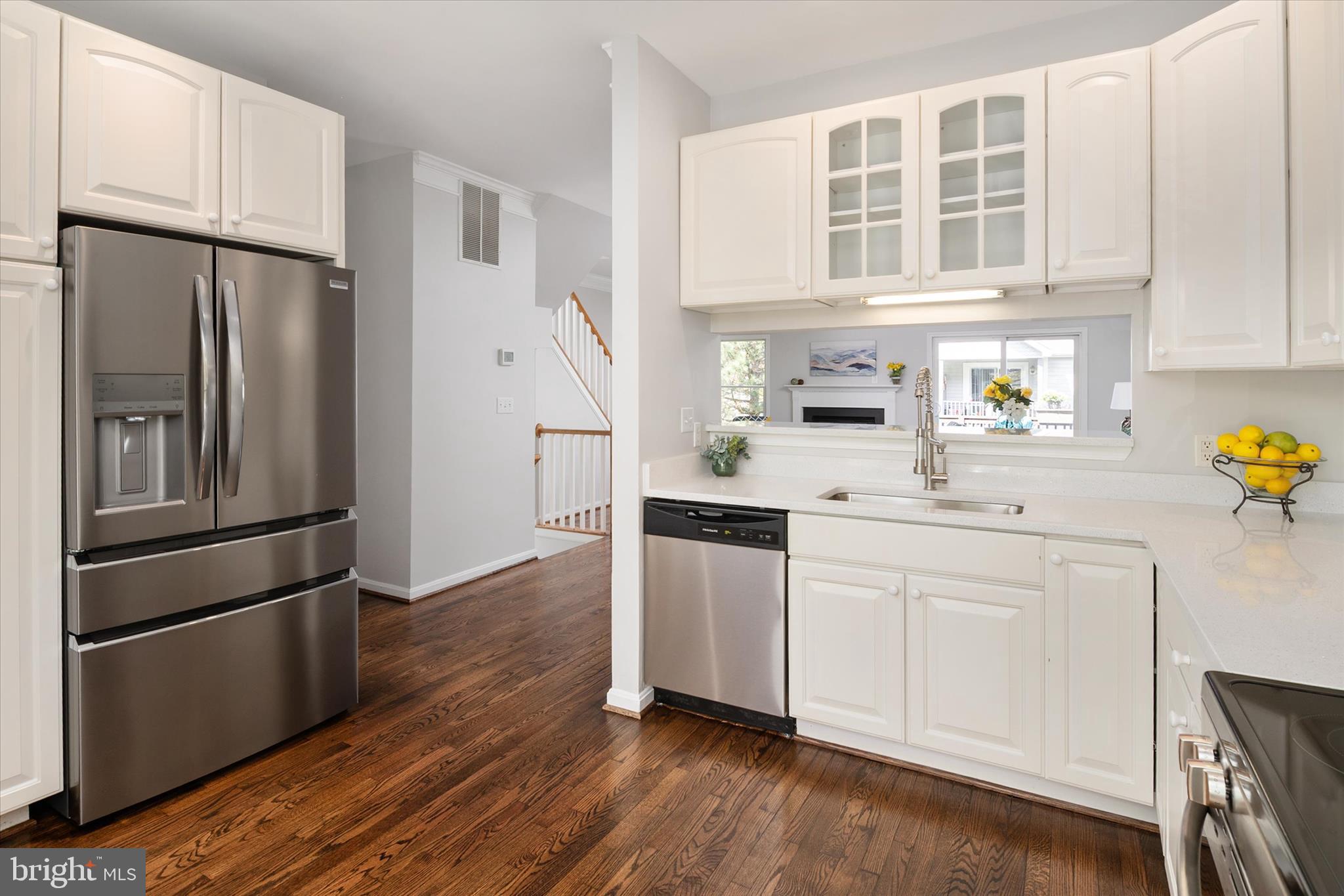 BAYSIDE MARINA - Residential