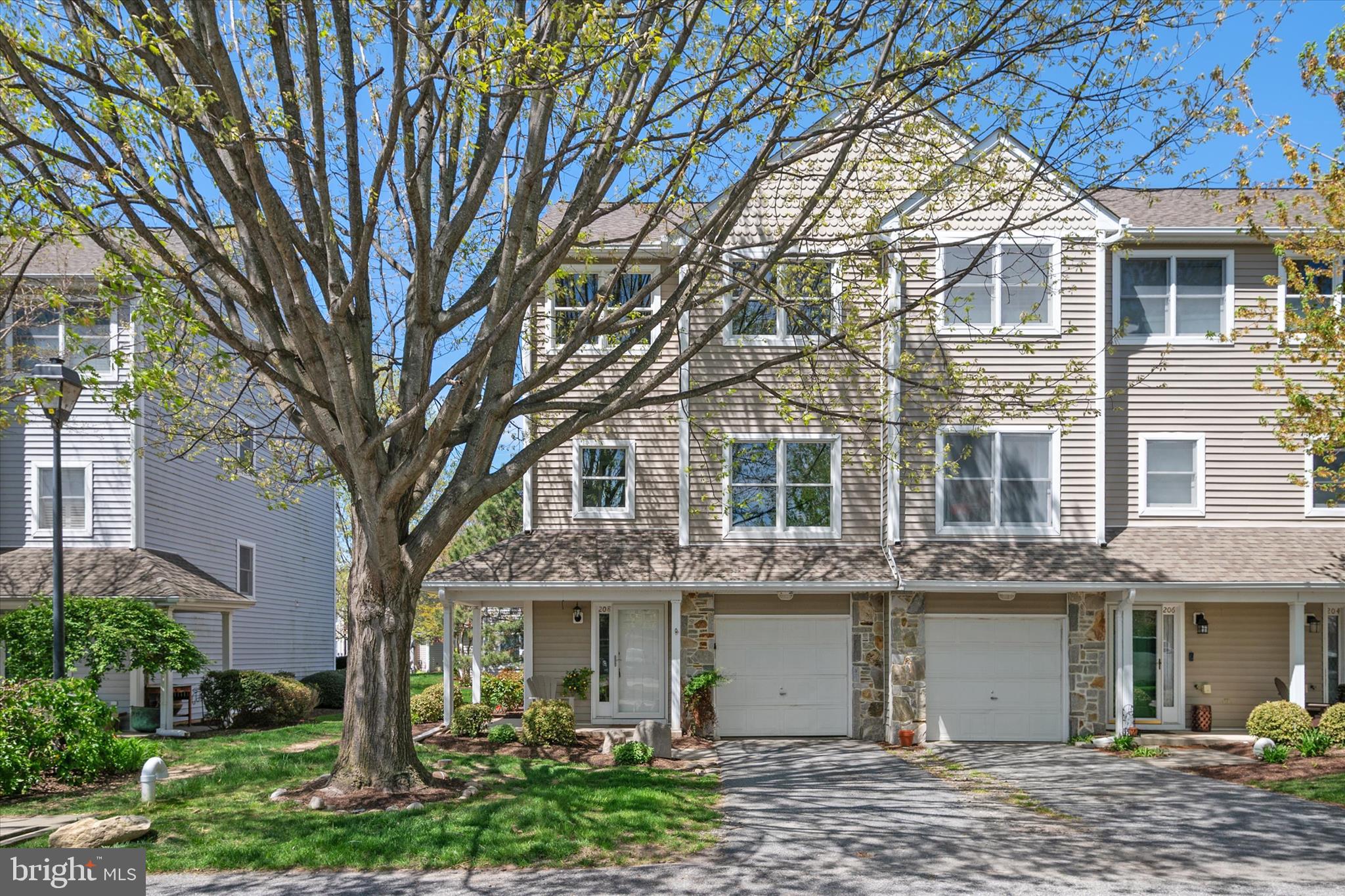 BAYSIDE MARINA - Residential