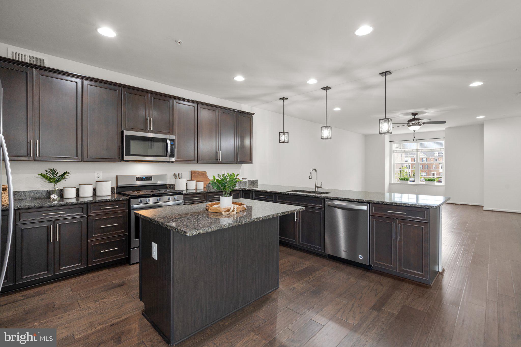 MORRIS PLACE - Residential Lease