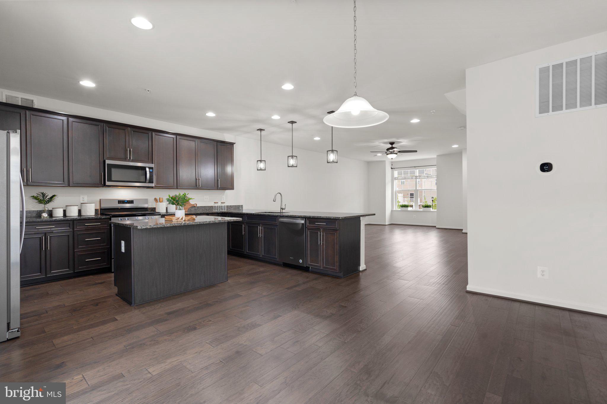 MORRIS PLACE - Residential Lease