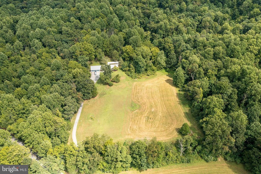 Photo of 85 Vera Cruz Road, Reinholds, PA 17569 (MLS # PALA2057580)