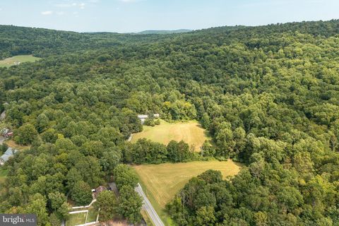 Photo of 85 Vera Cruz Road, Reinholds, PA 17569 (MLS # PALA2057580)