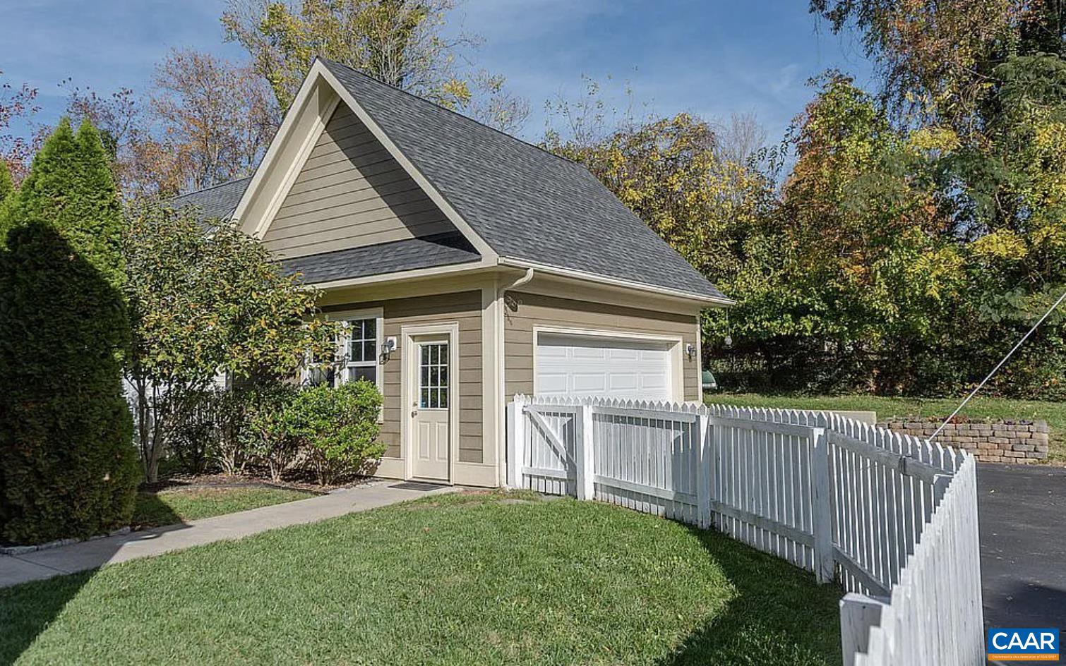 WICKHAM POND - Residential Lease