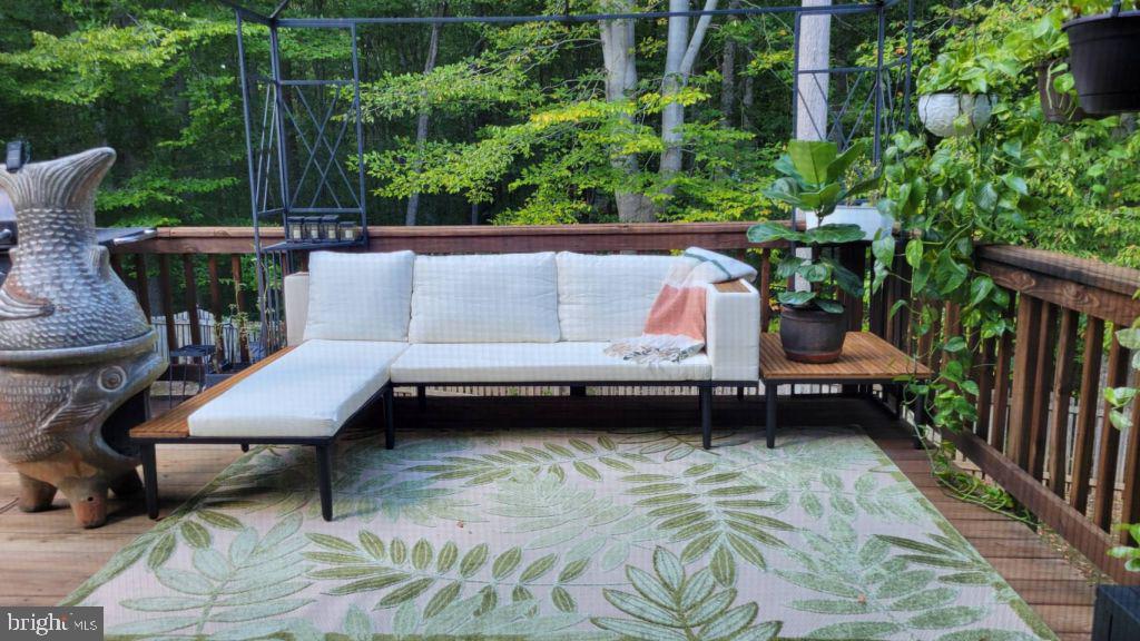 8 INMAN OVERLOOK