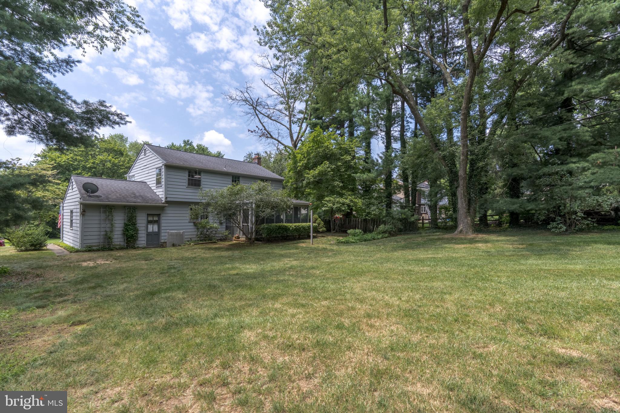 1133 WINDSOR DRIVE