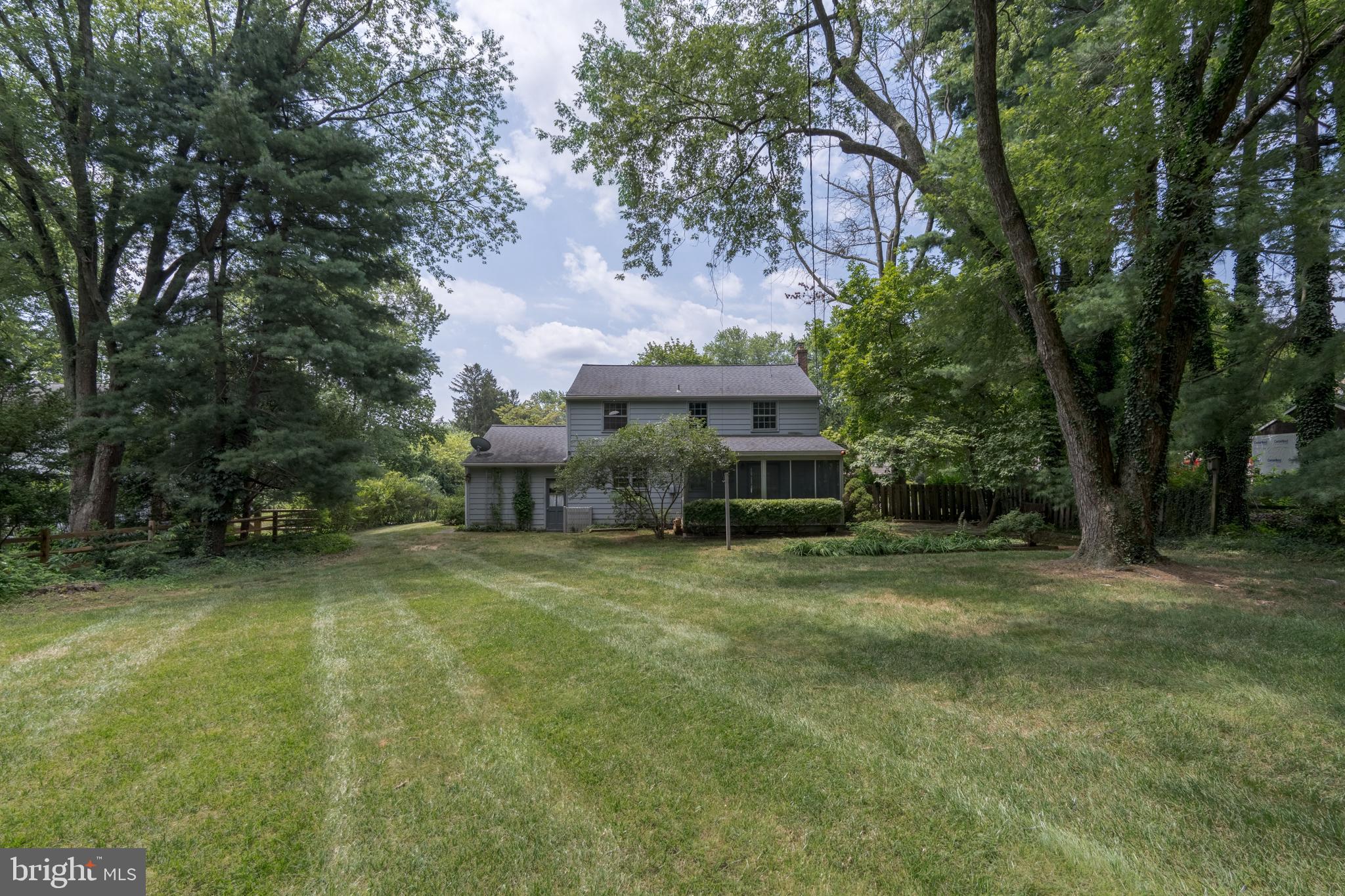 1133 WINDSOR DRIVE