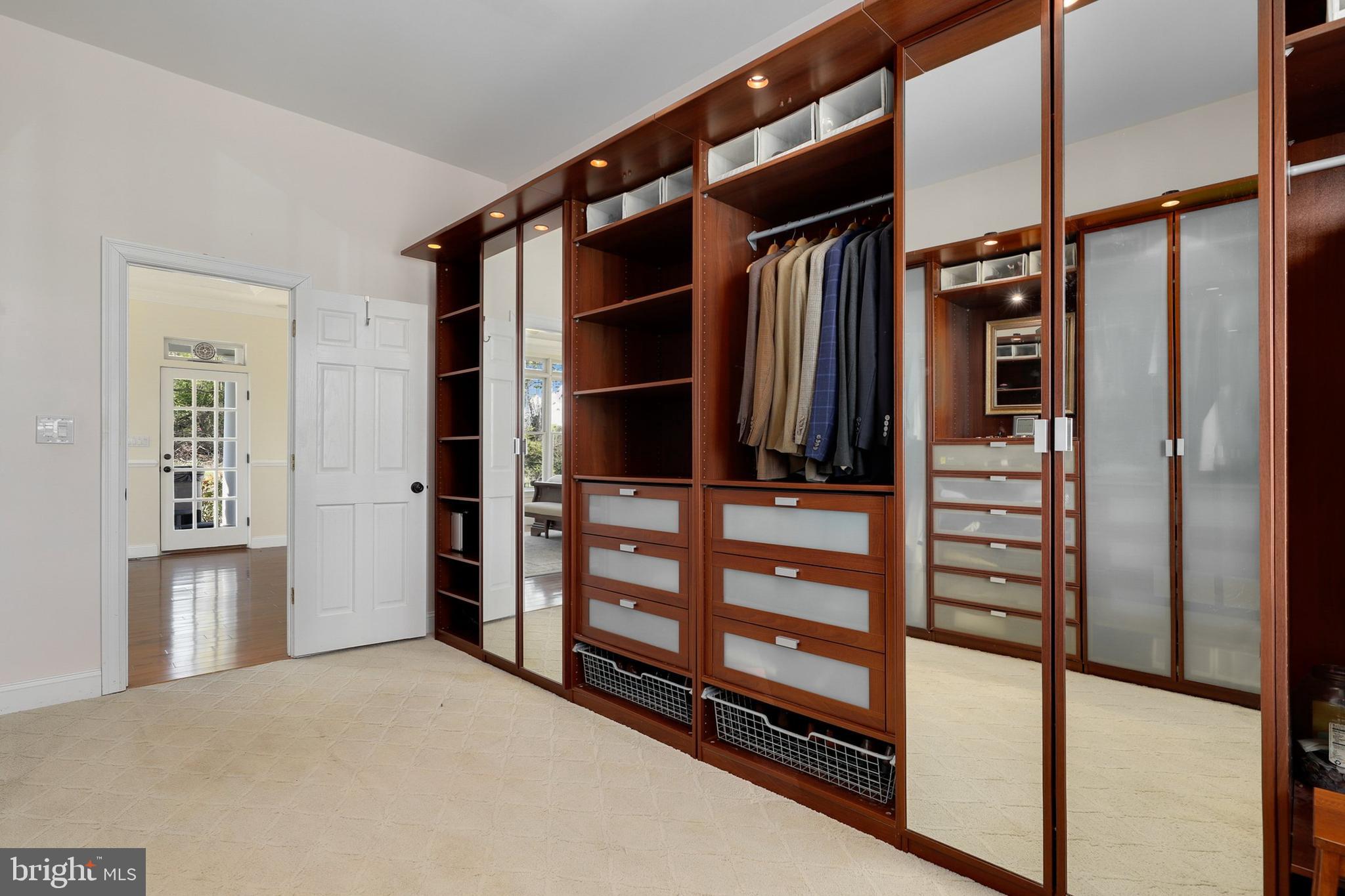 DAMASCUS OUTSIDE - Residential