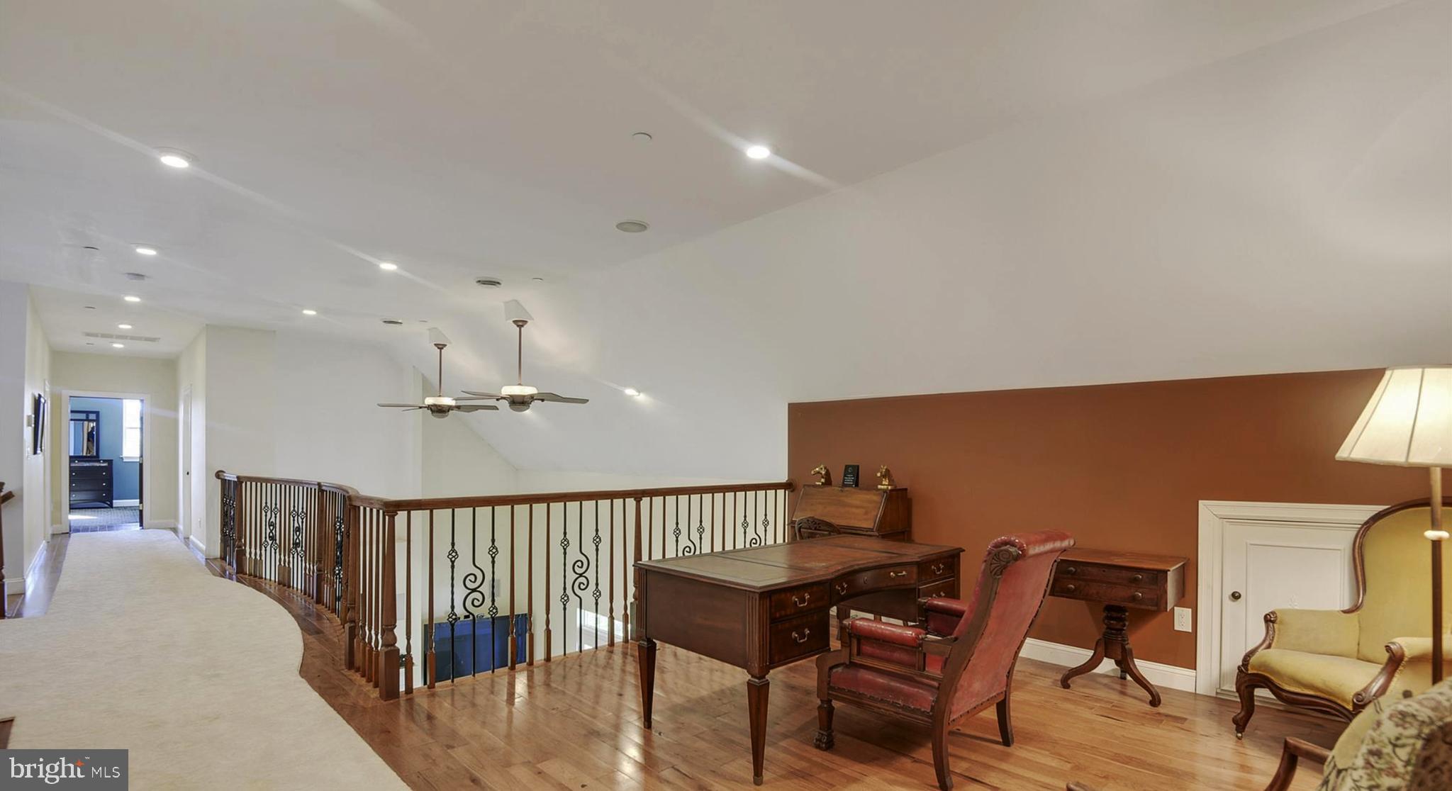 DAMASCUS OUTSIDE - Residential