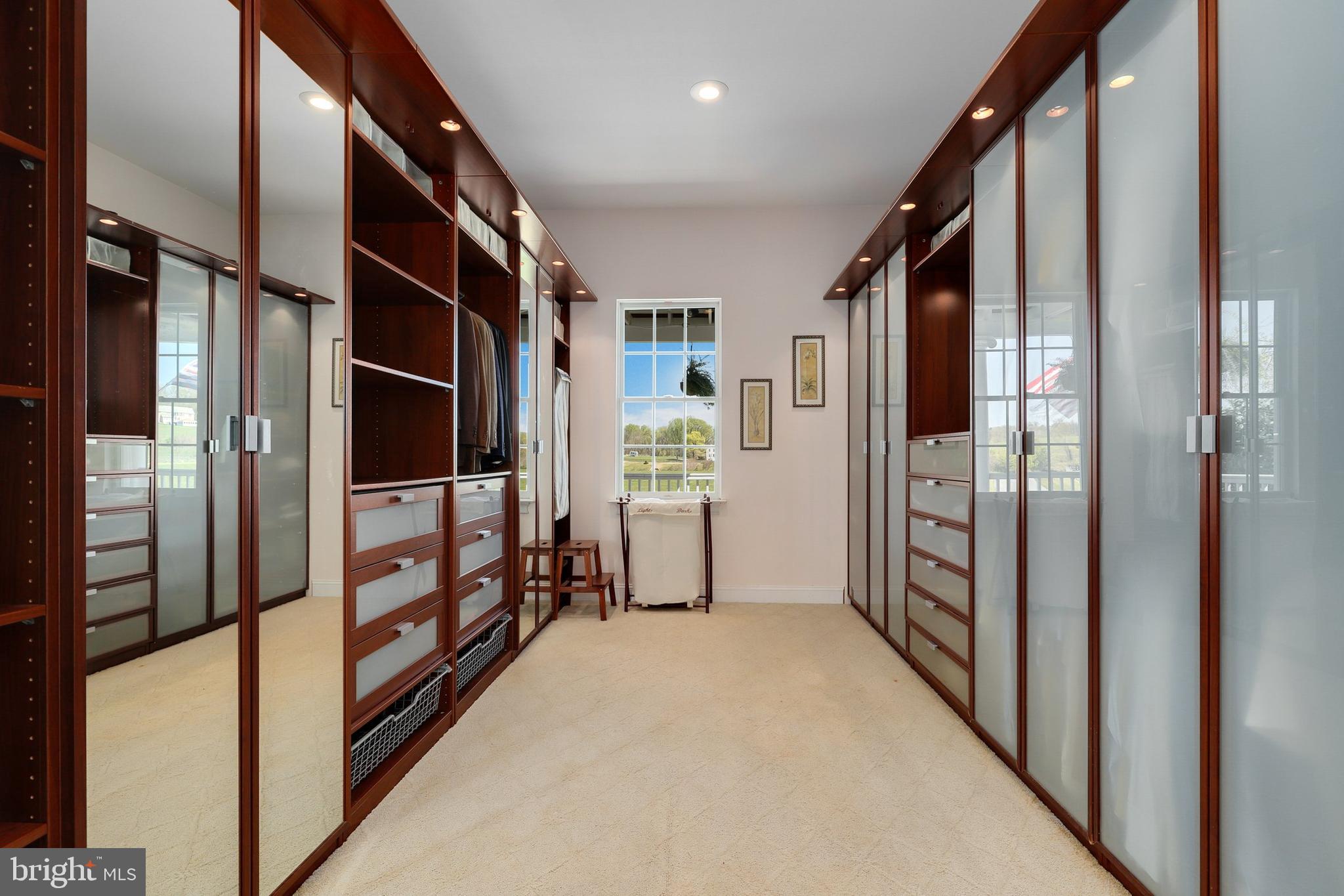 DAMASCUS OUTSIDE - Residential