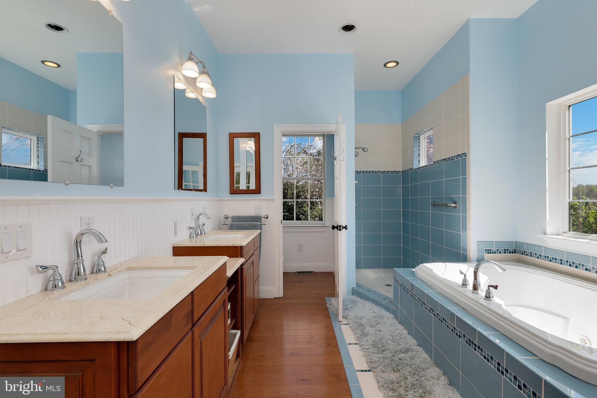 DAMASCUS OUTSIDE - Residential