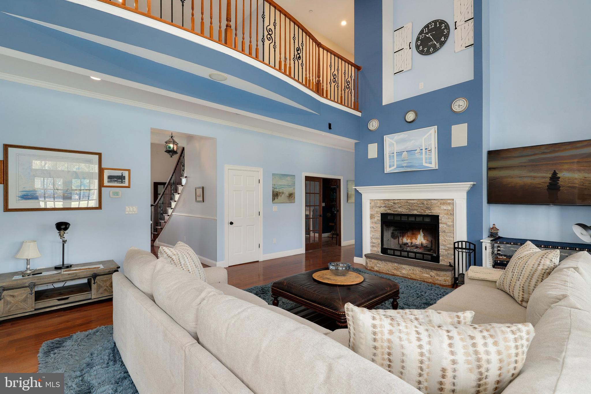 DAMASCUS OUTSIDE - Residential