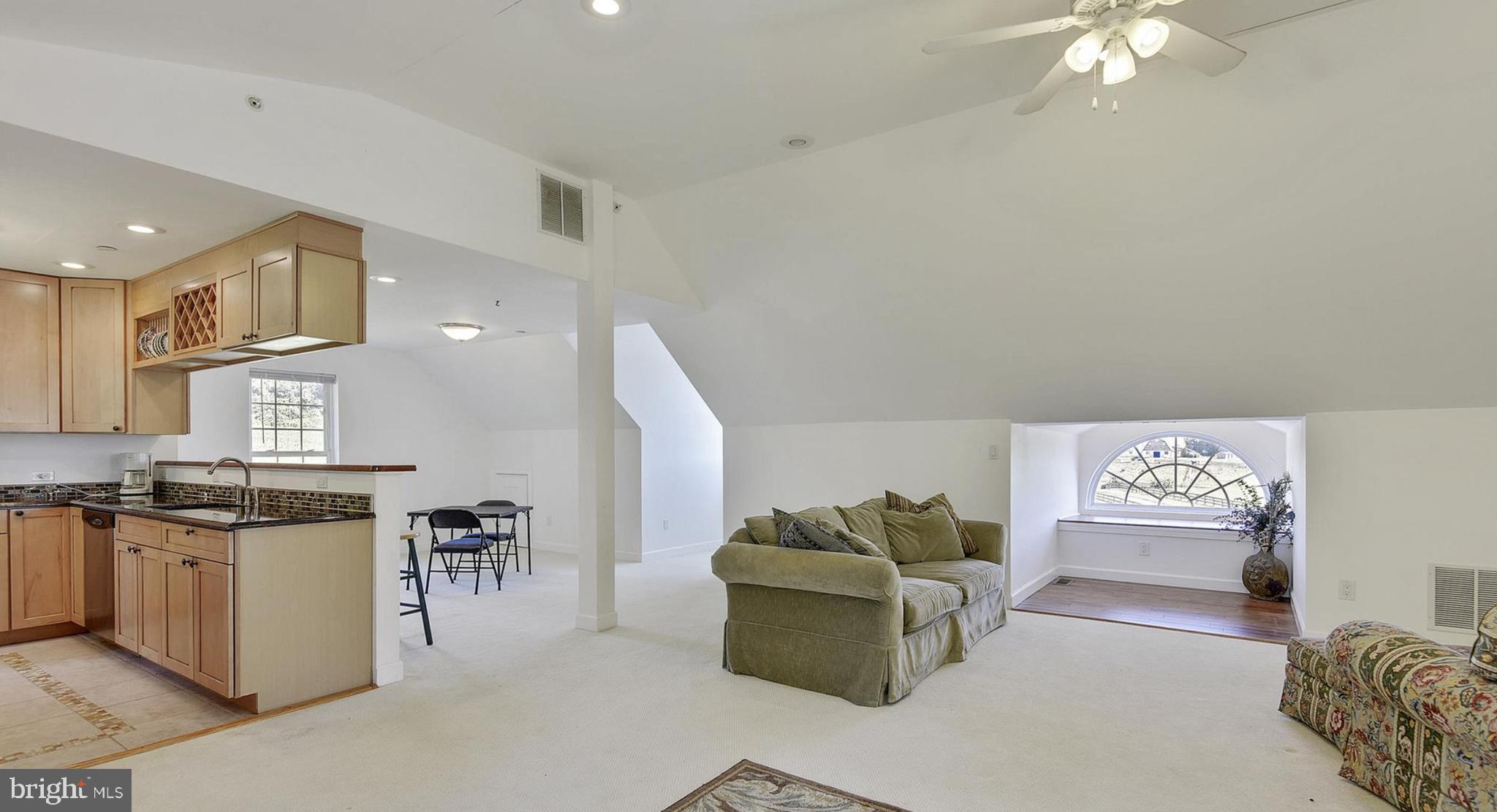 DAMASCUS OUTSIDE - Residential