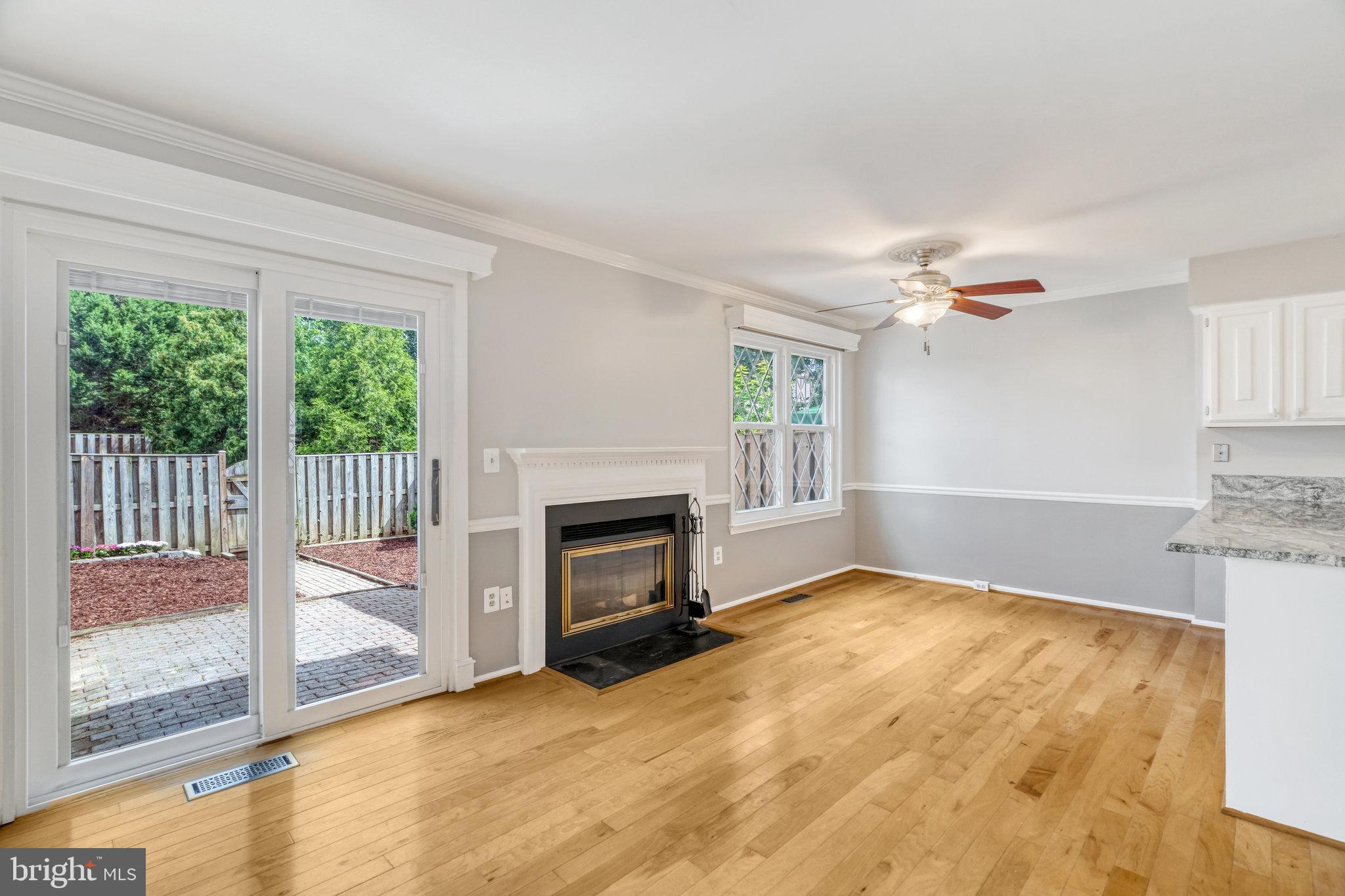 COUNTRYSIDE - Residential