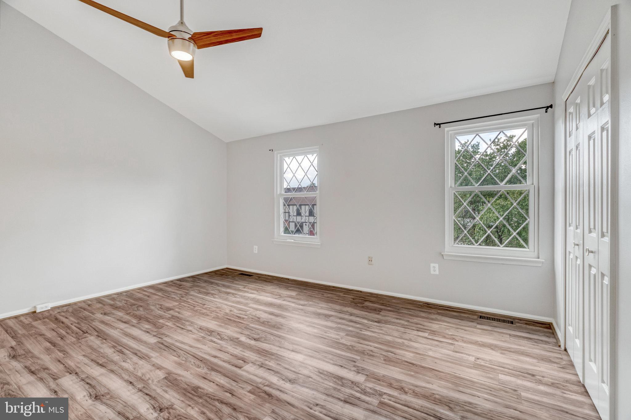 COUNTRYSIDE - Residential