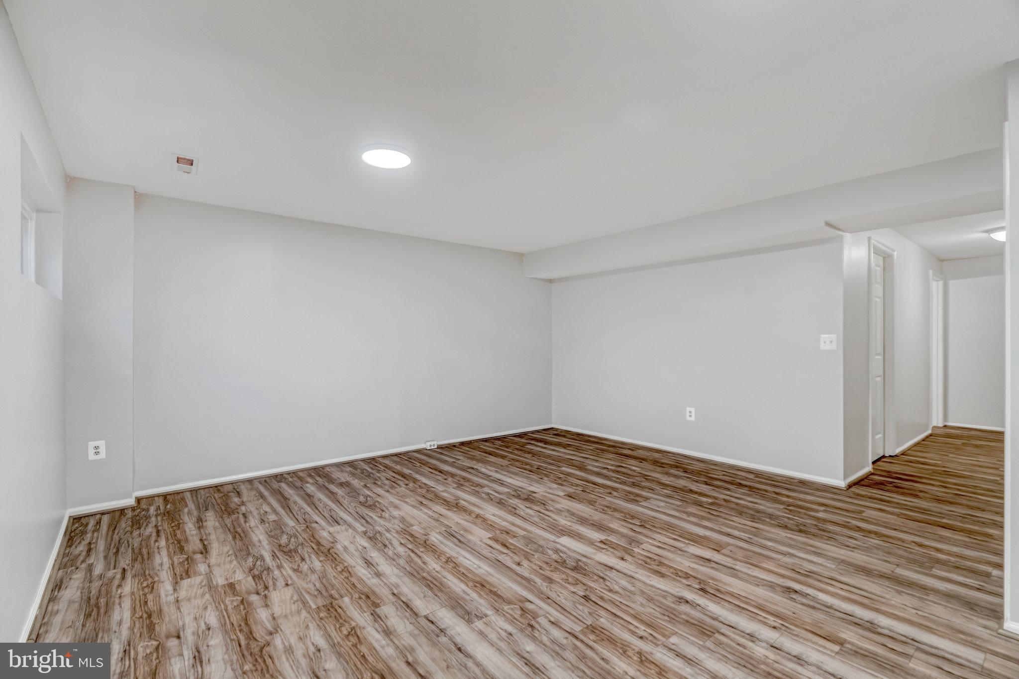 COUNTRYSIDE - Residential