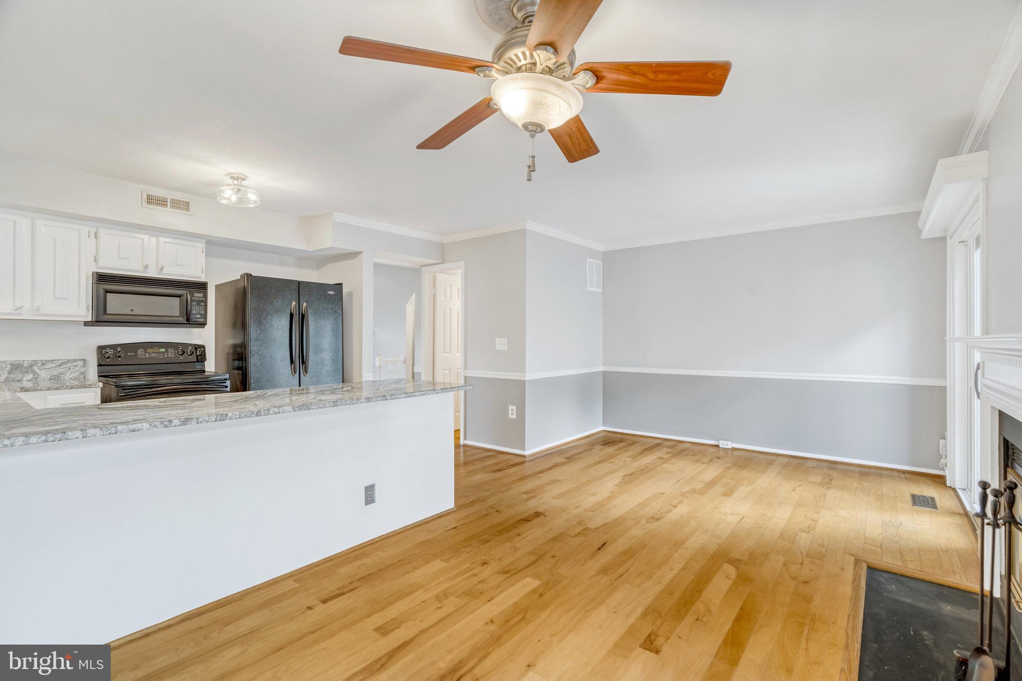 COUNTRYSIDE - Residential