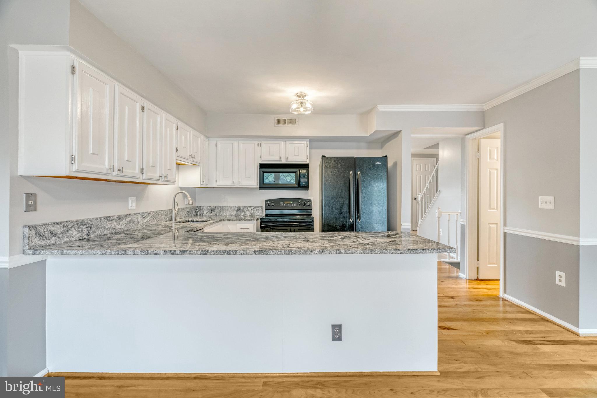 COUNTRYSIDE - Residential