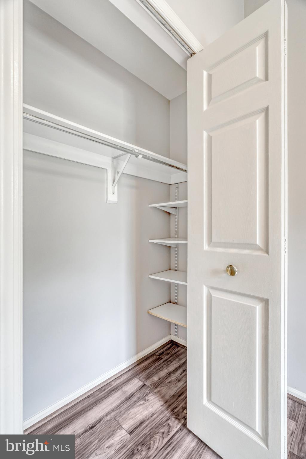 COUNTRYSIDE - Residential