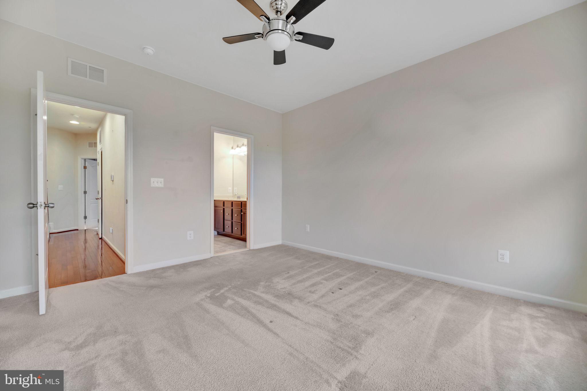 POTOMAC OVERLOOK CONDO - Residential Lease