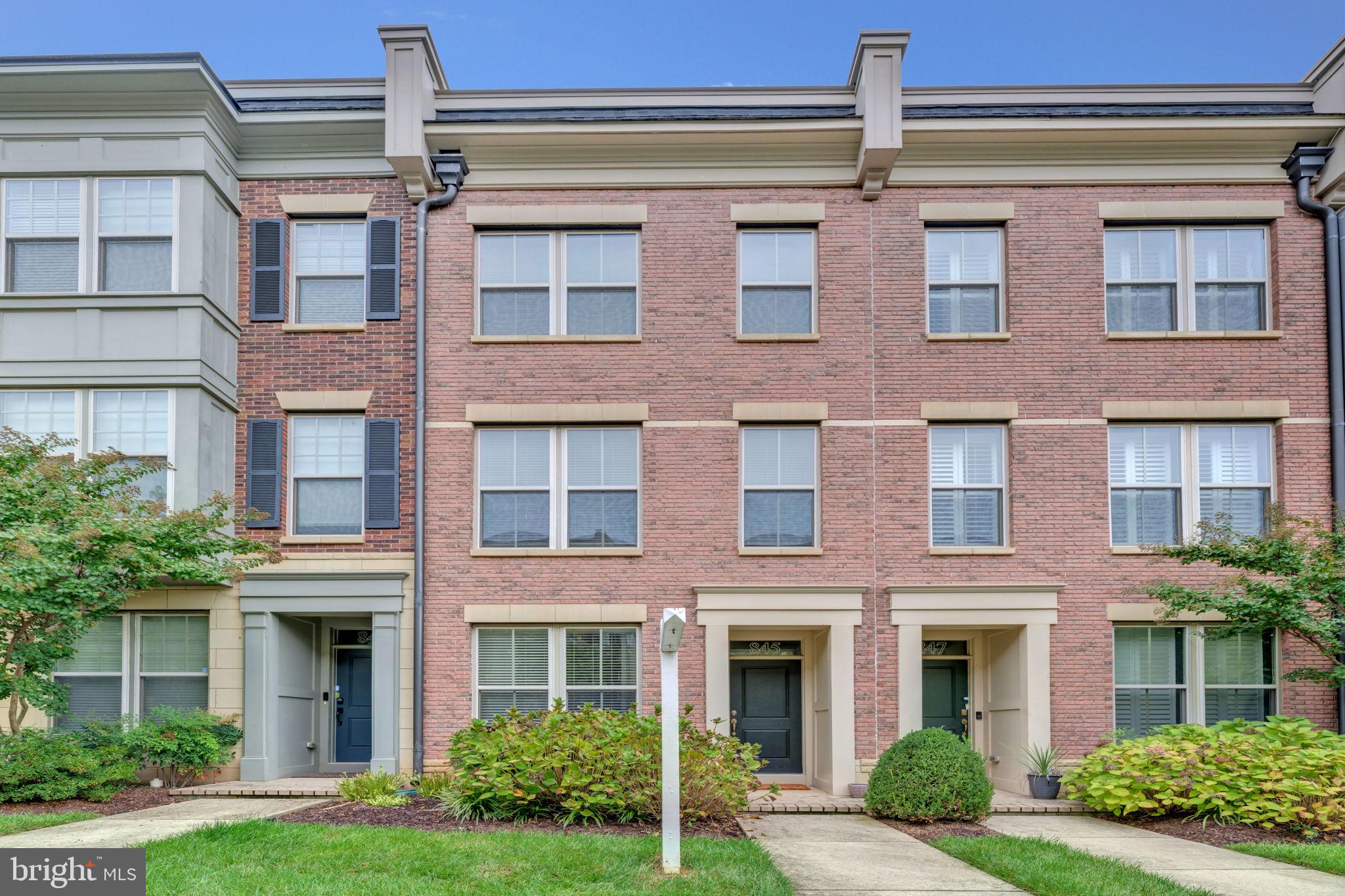 POTOMAC OVERLOOK CONDO - Residential Lease