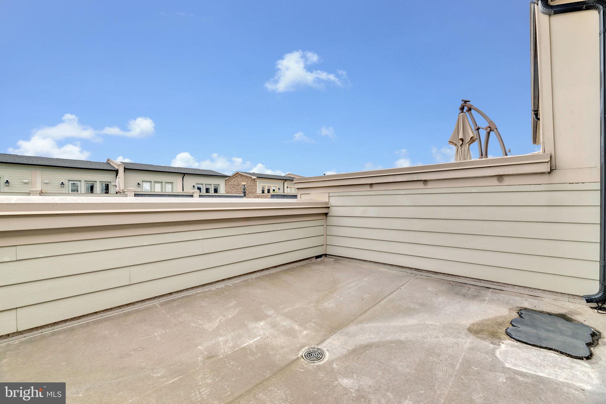 POTOMAC OVERLOOK CONDO - Residential Lease