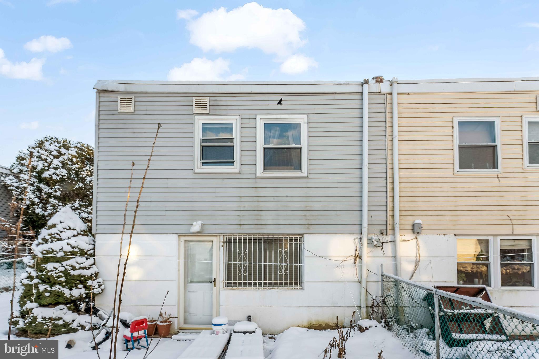 PHILADELPHIA (NORTHEAST) - Residential