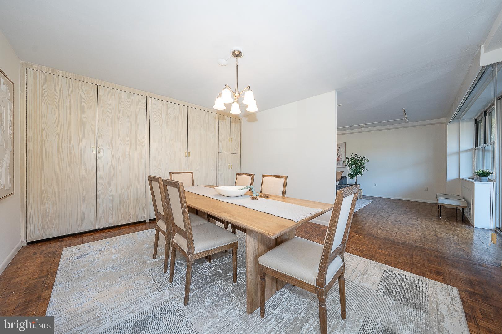 TRIANON - Residential