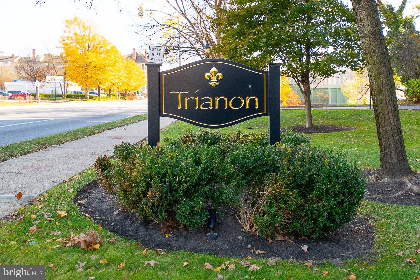 TRIANON - Residential