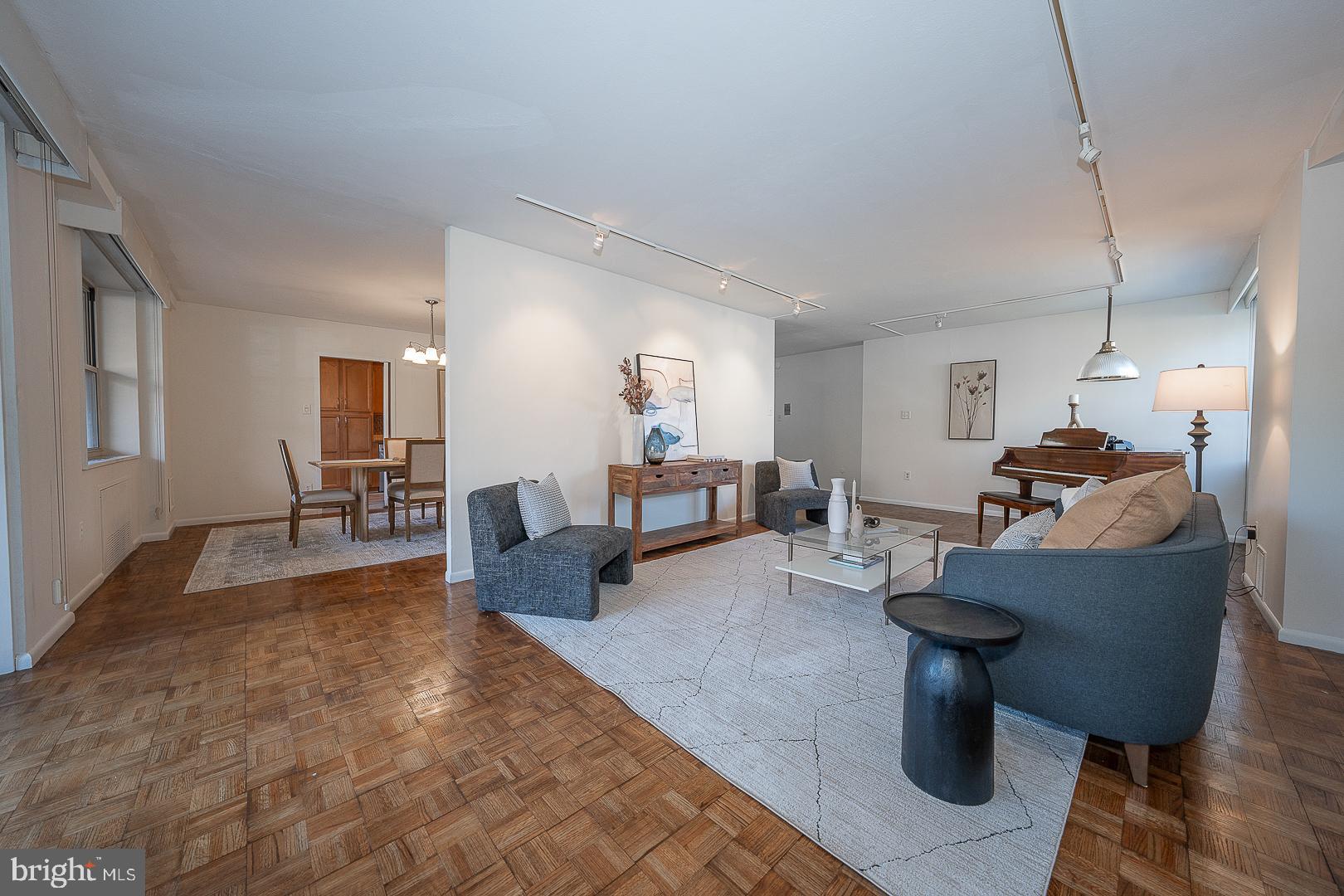 TRIANON - Residential