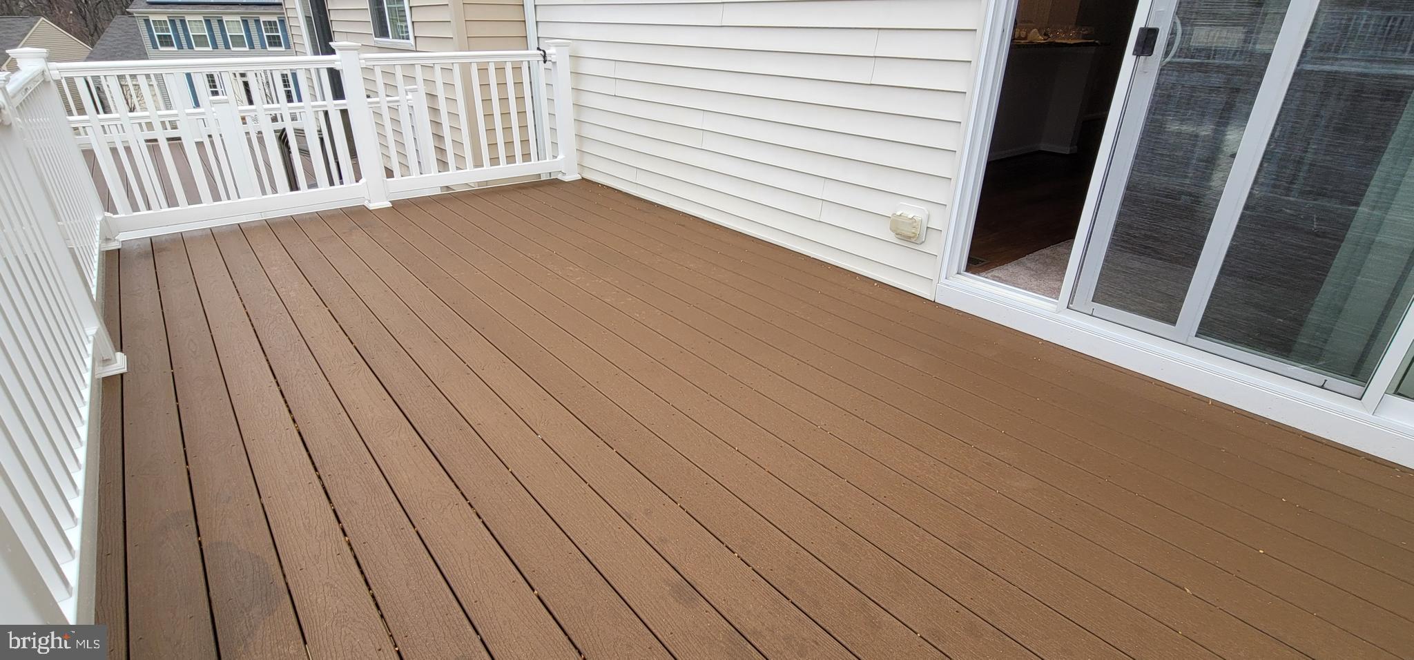 ROCKLAND AT ROGERS - Residential Lease