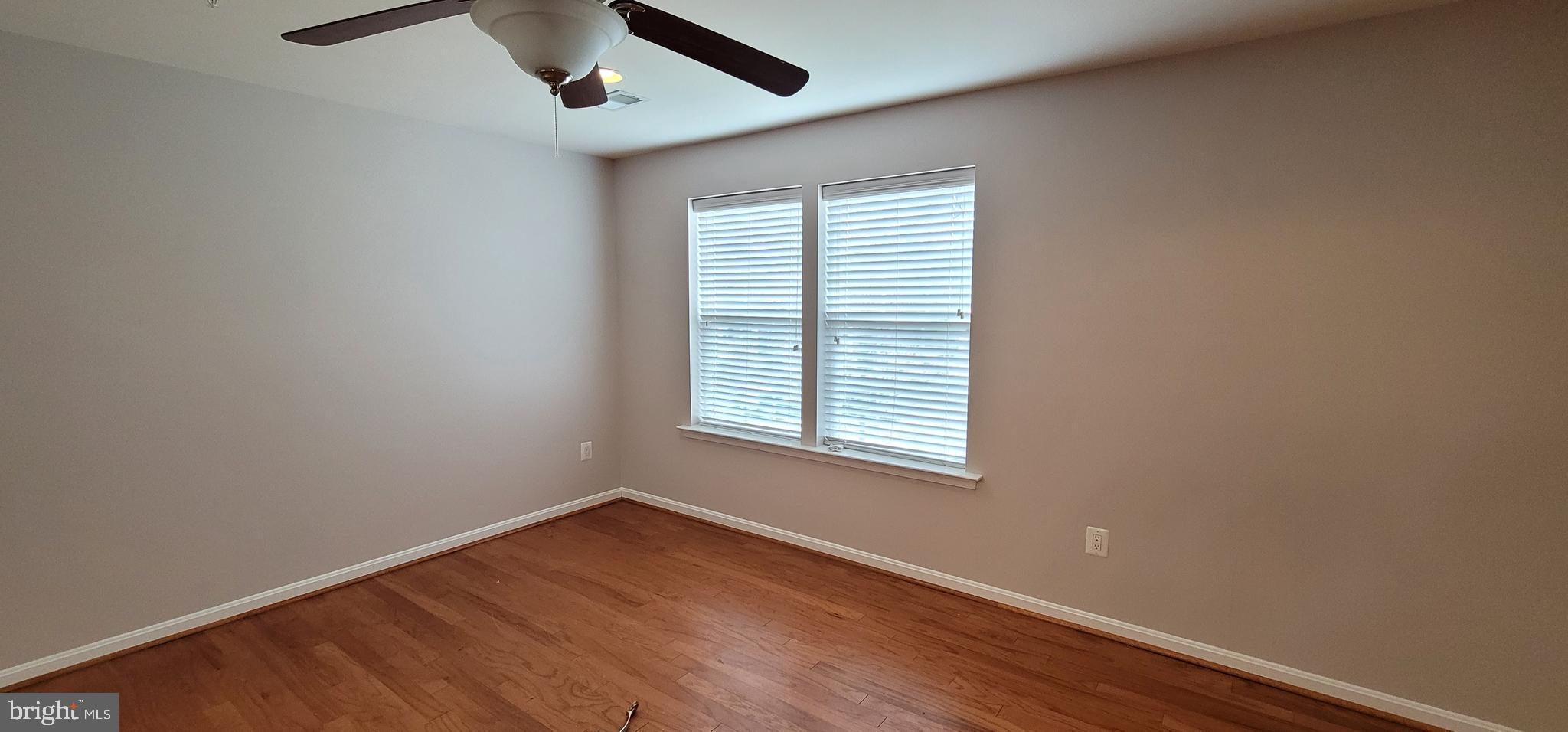 ROCKLAND AT ROGERS - Residential Lease