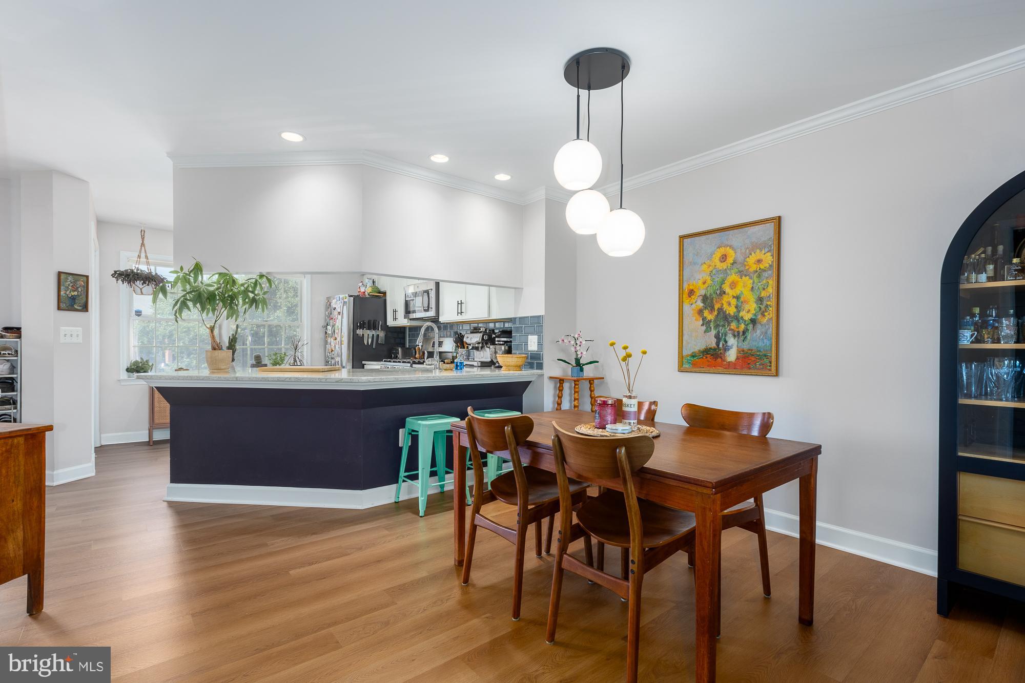 FALLS STATION - Residential