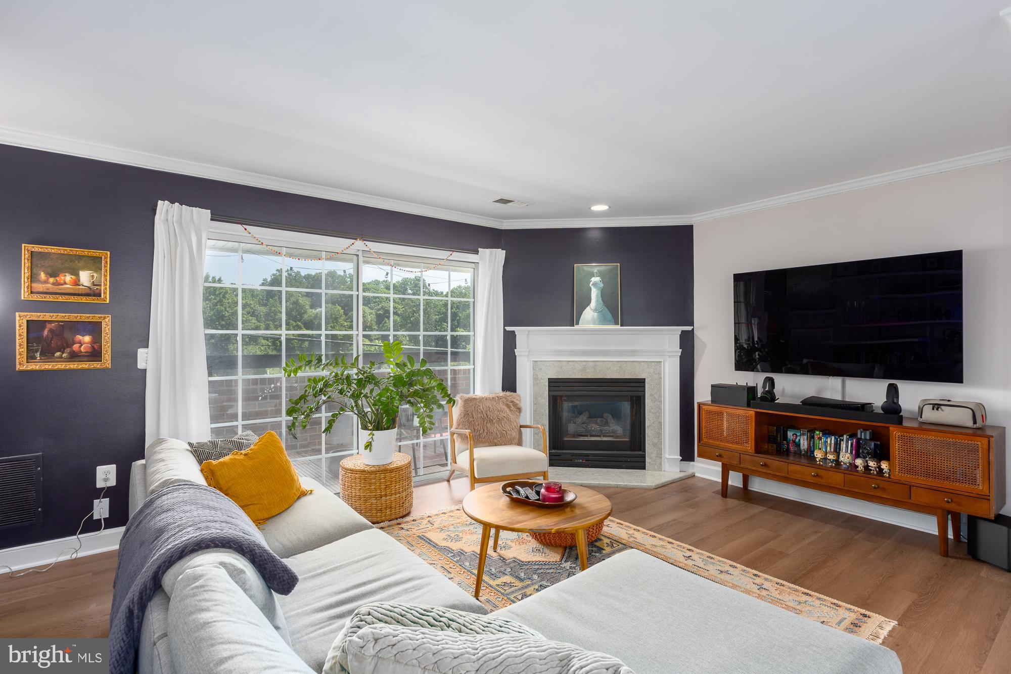 FALLS STATION - Residential