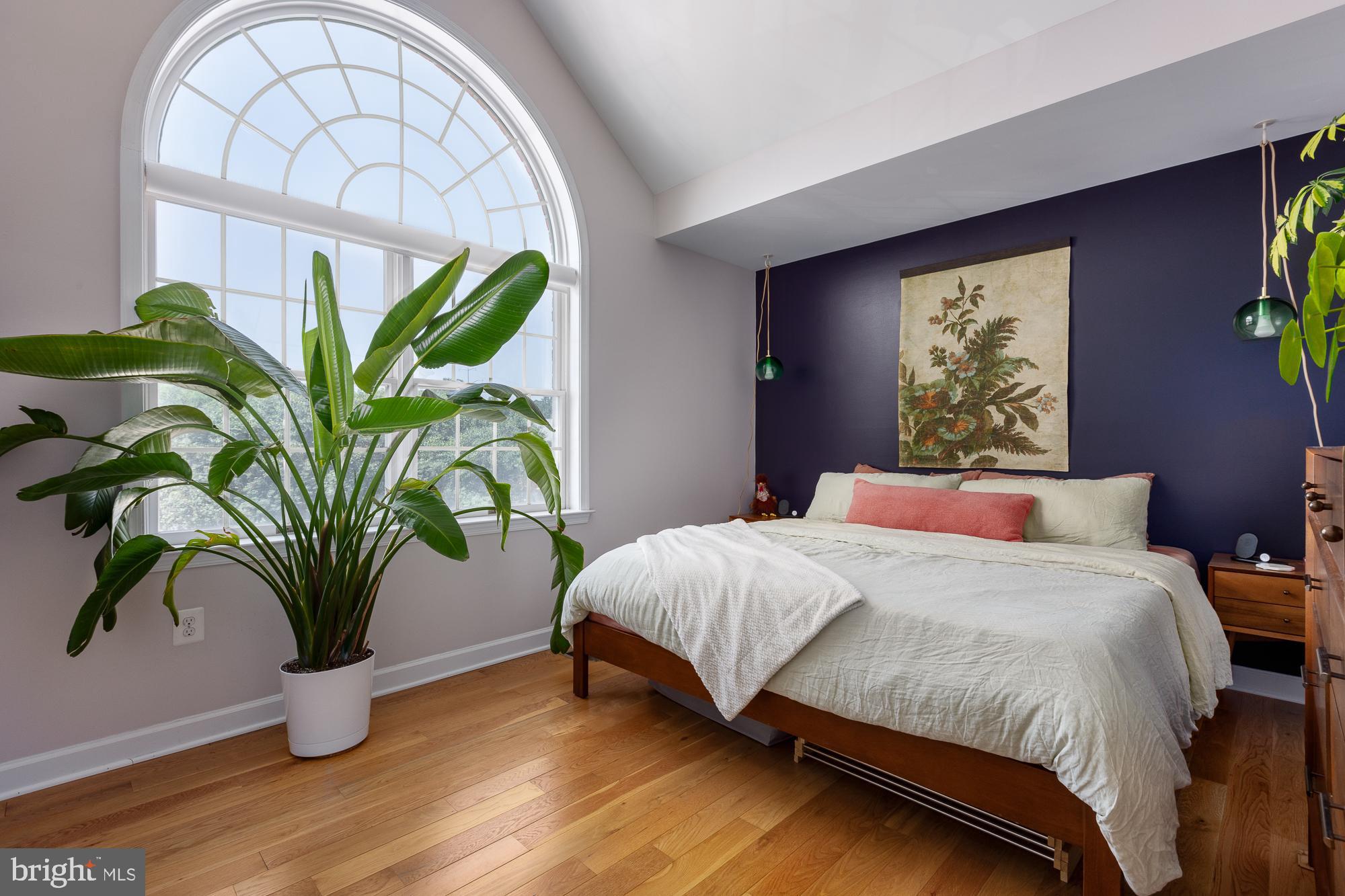 FALLS STATION - Residential