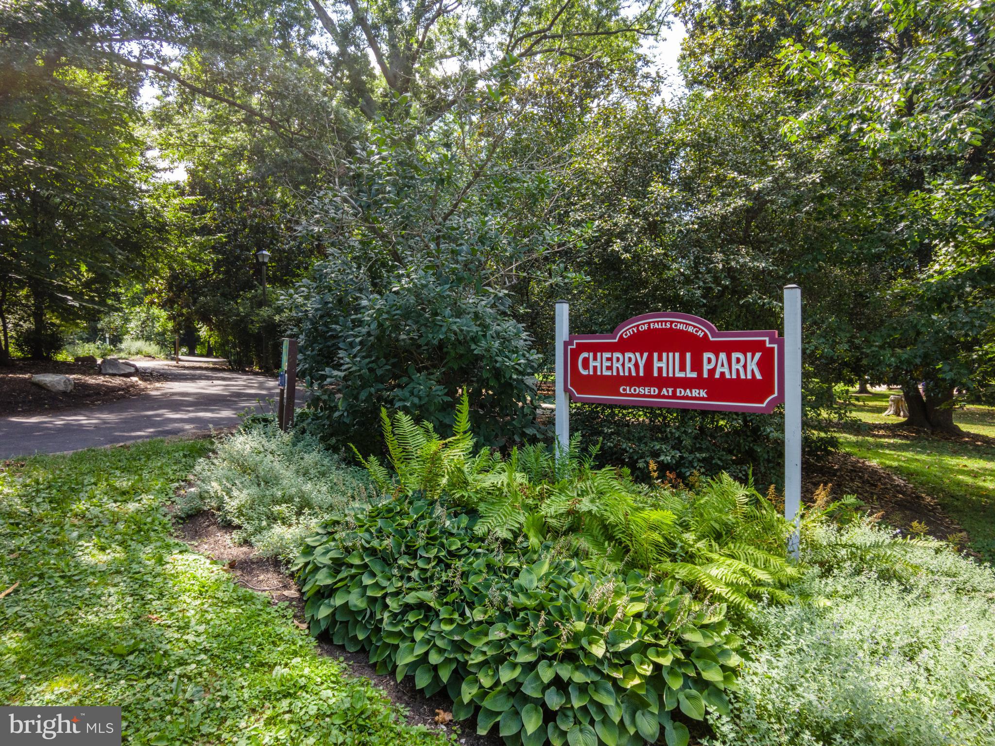 FALLS STATION - Residential