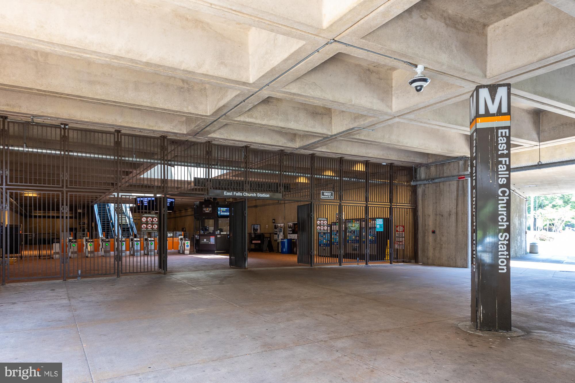 FALLS STATION - Residential