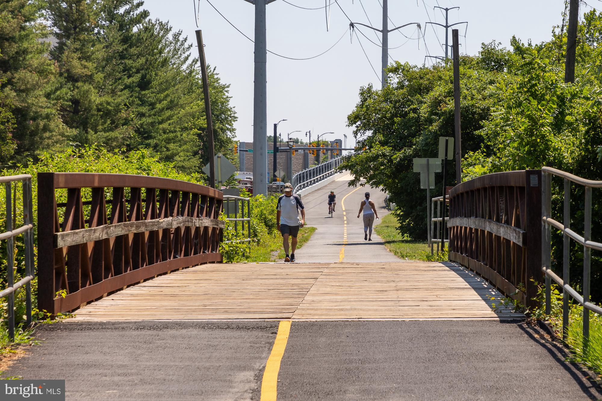 FALLS STATION - Residential