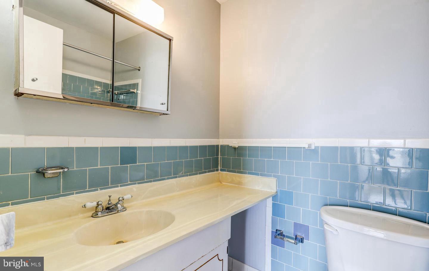 BEDFORD TOWNE CONDO - Residential