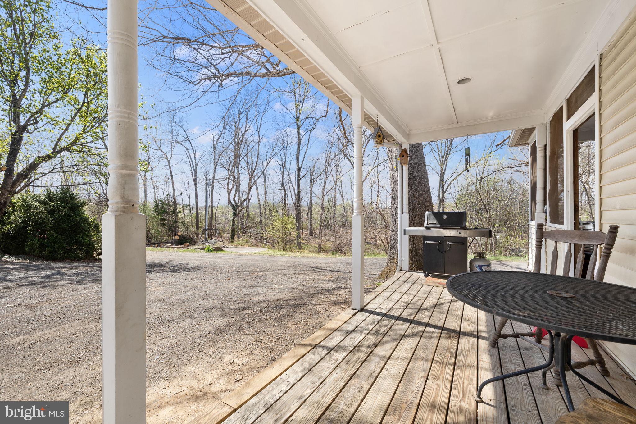 NEAR CLIFTON - Residential