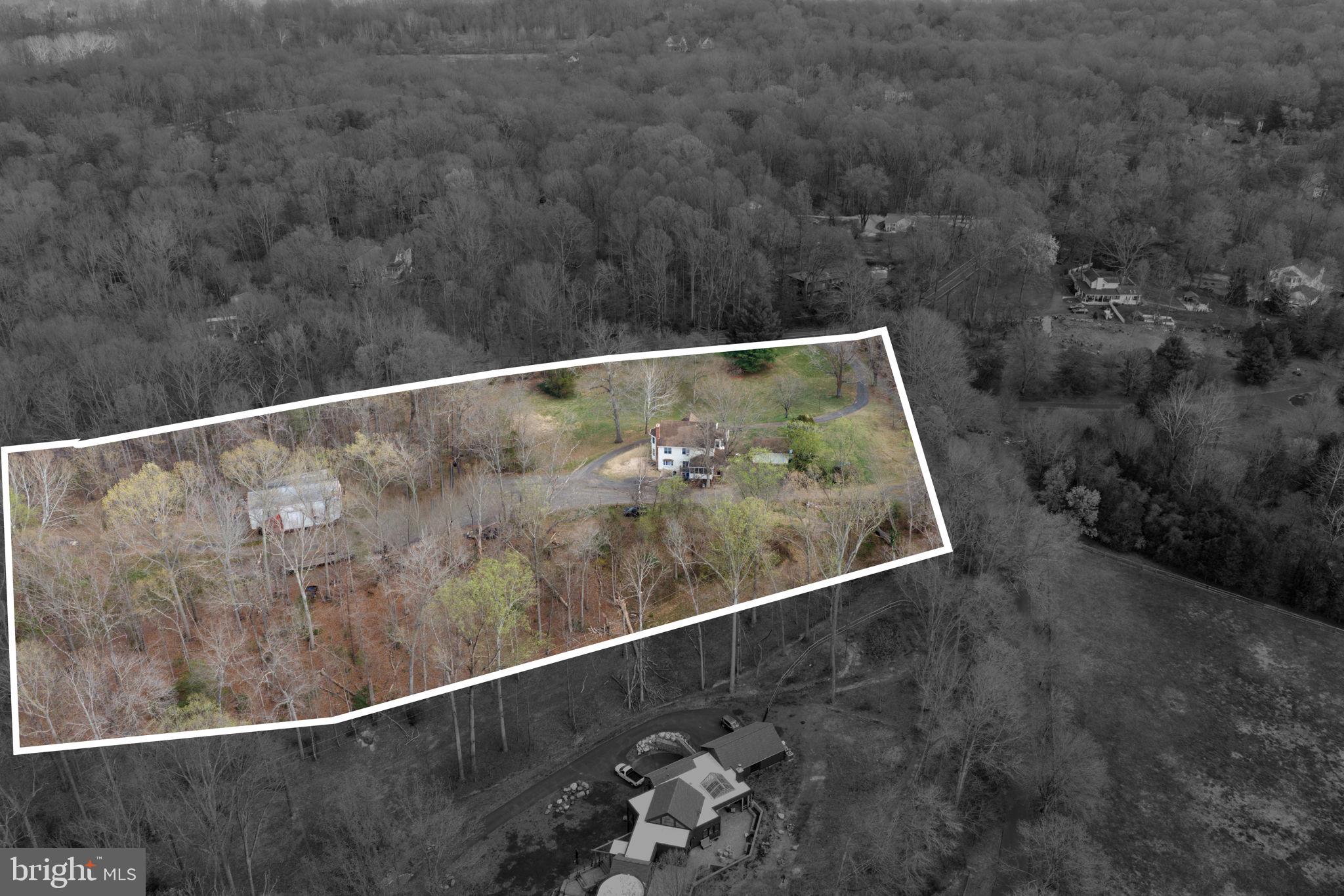 NEAR CLIFTON - Residential