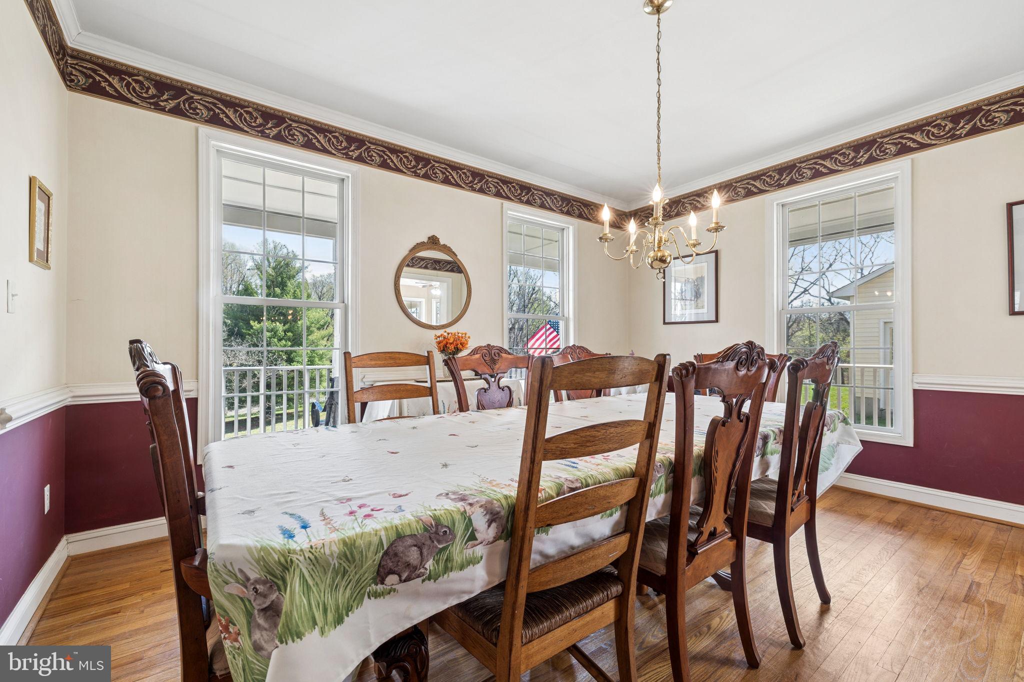 NEAR CLIFTON - Residential